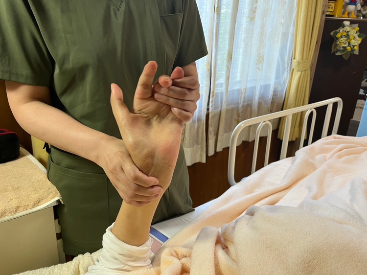 さまざまな病状の方の看護に対応します